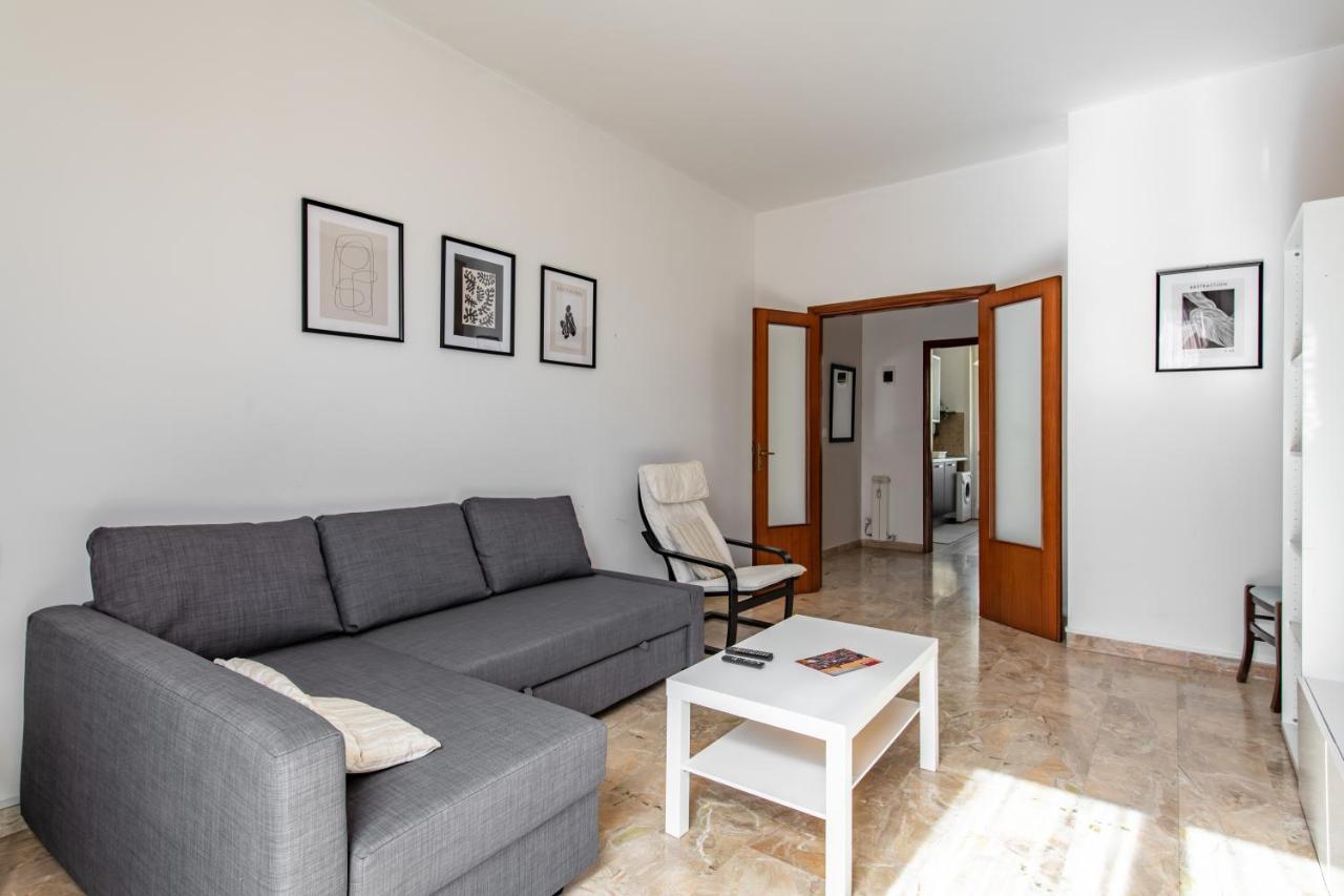 Modern & Bright Apartment! Appartamento *