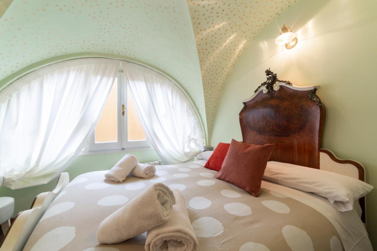 The Paintress With Private Patio * Florence