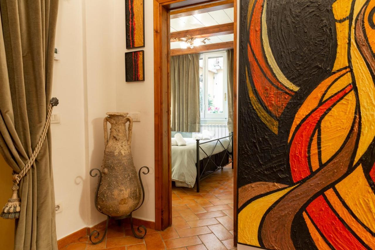 The Paintress With Private Patio