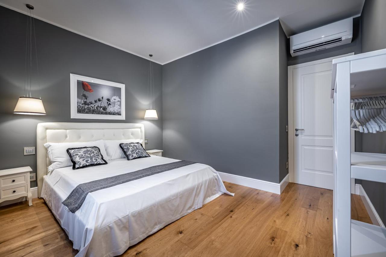 Yid Capo Di Luxury In Apartment