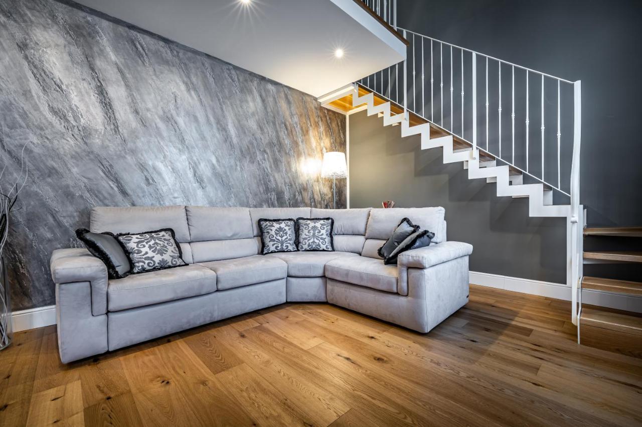 Yid Capo Di Luxury In Apartment