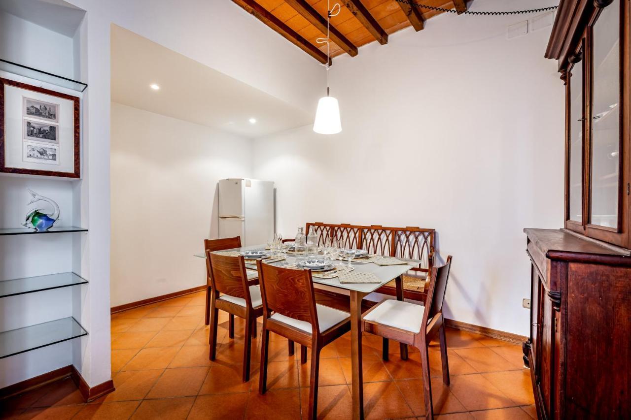 Yid Vellutini Apartment