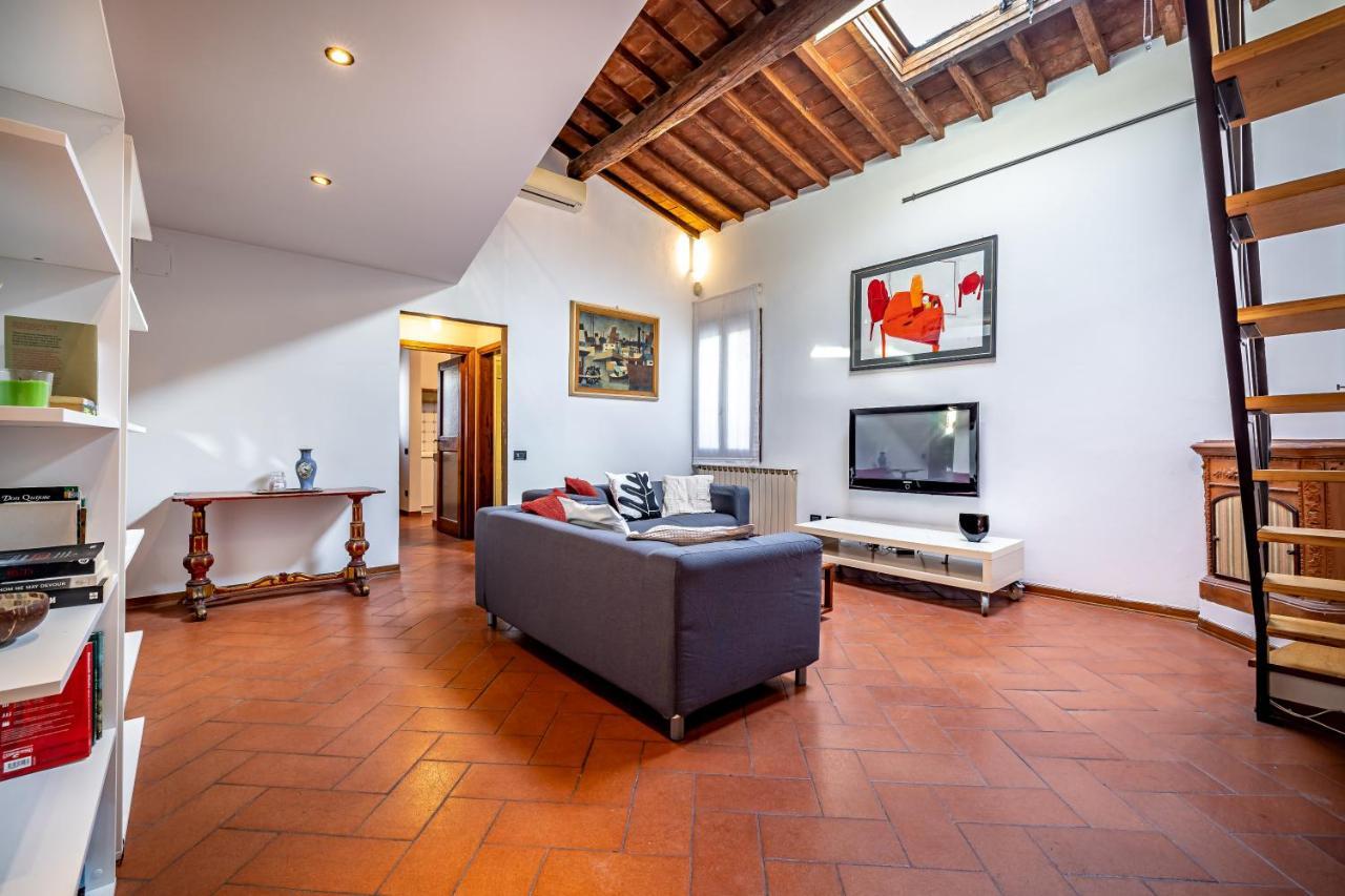 Yid Vellutini Apartment *
