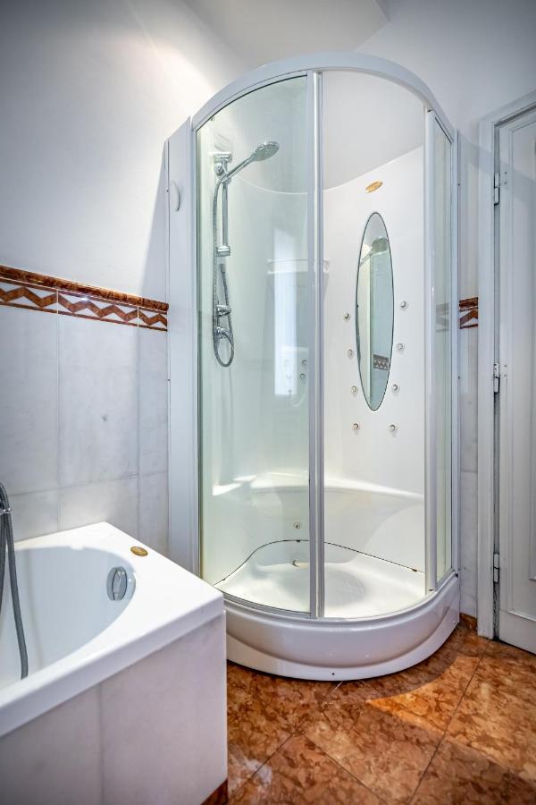 Yid D'azeglio Luxury With Parking Apartment *