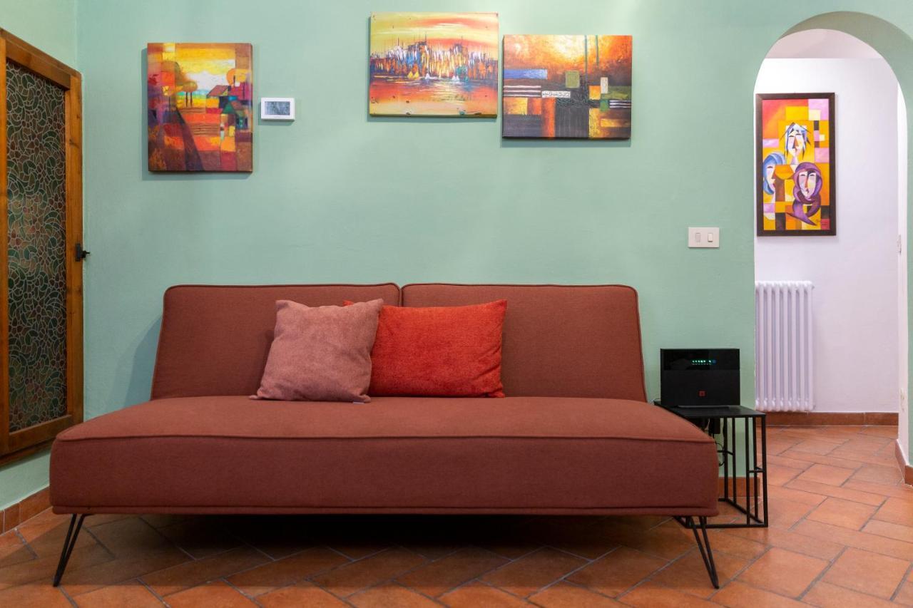 Magnoli Cozy Flat Two Steps From Ponte Vecchio Florence