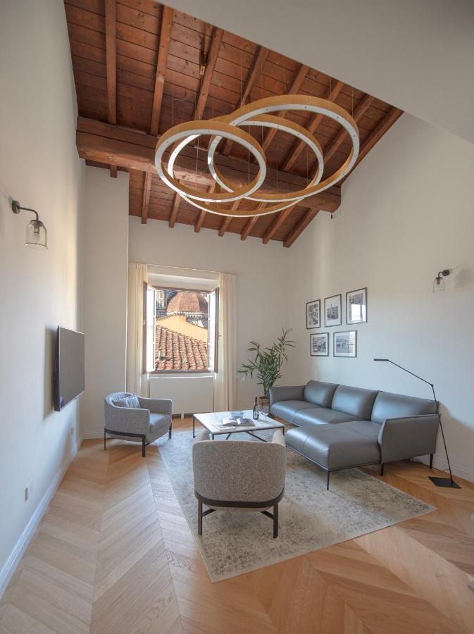 Apartment Windows On Dome Luxury Rooftop Florence