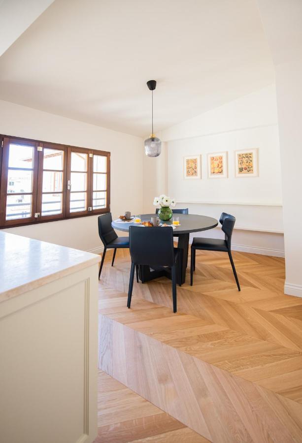 Apartment Windows On Dome Luxury Rooftop *