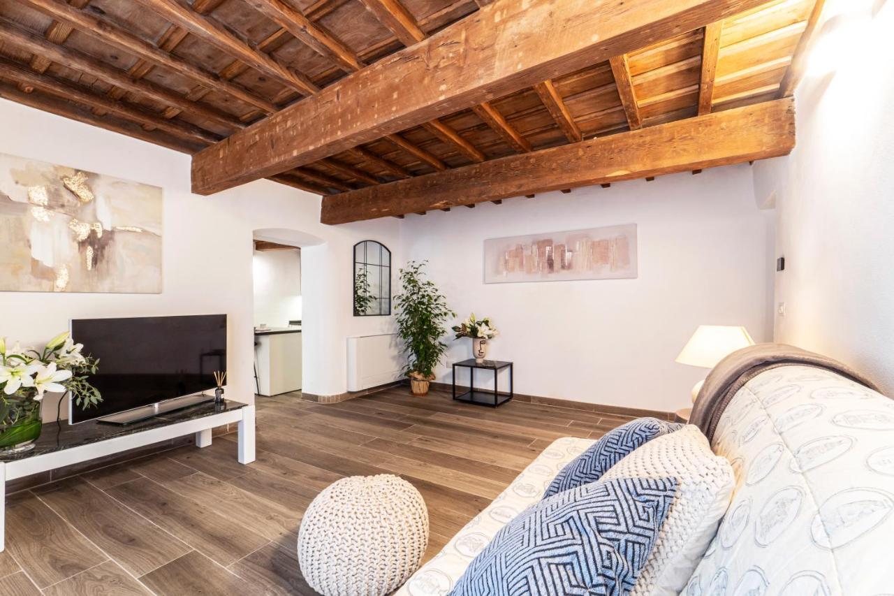Palazzovilla Historic Building Luxury Apartment