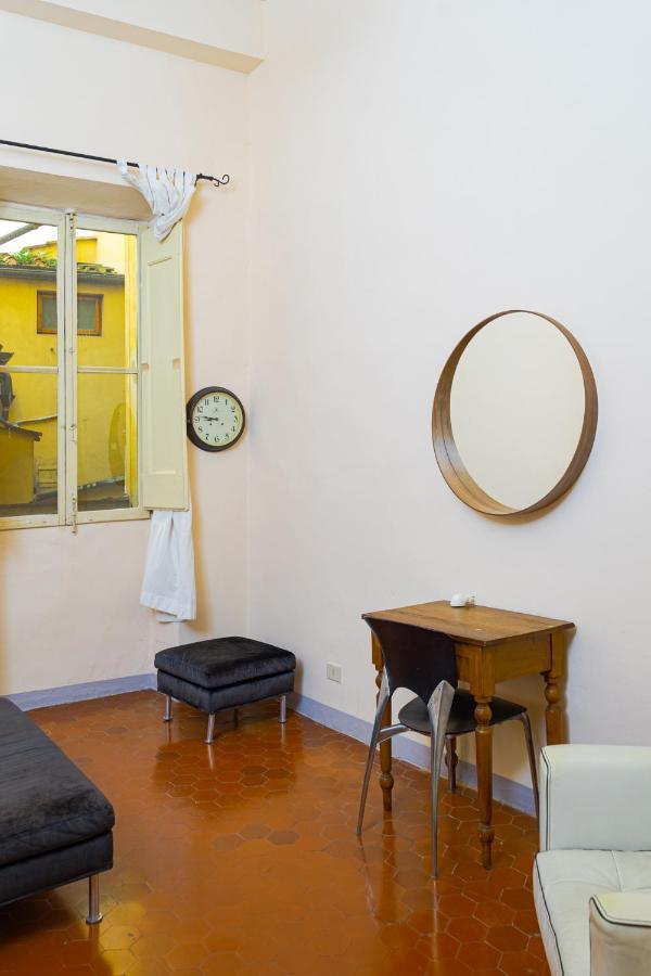Apartment Elegant Near Piazza Della Signoria Florence