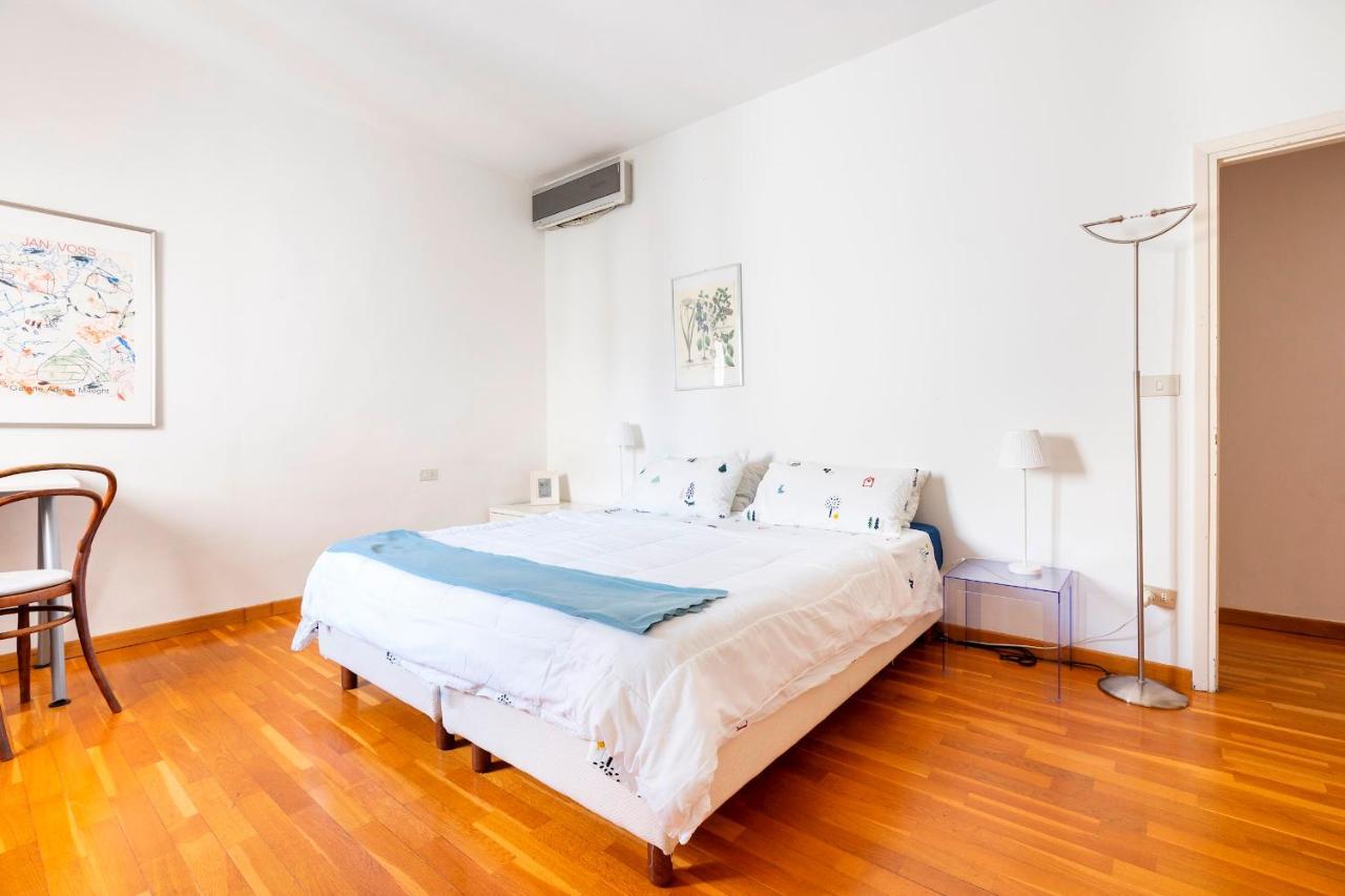 Apartment Parione 22