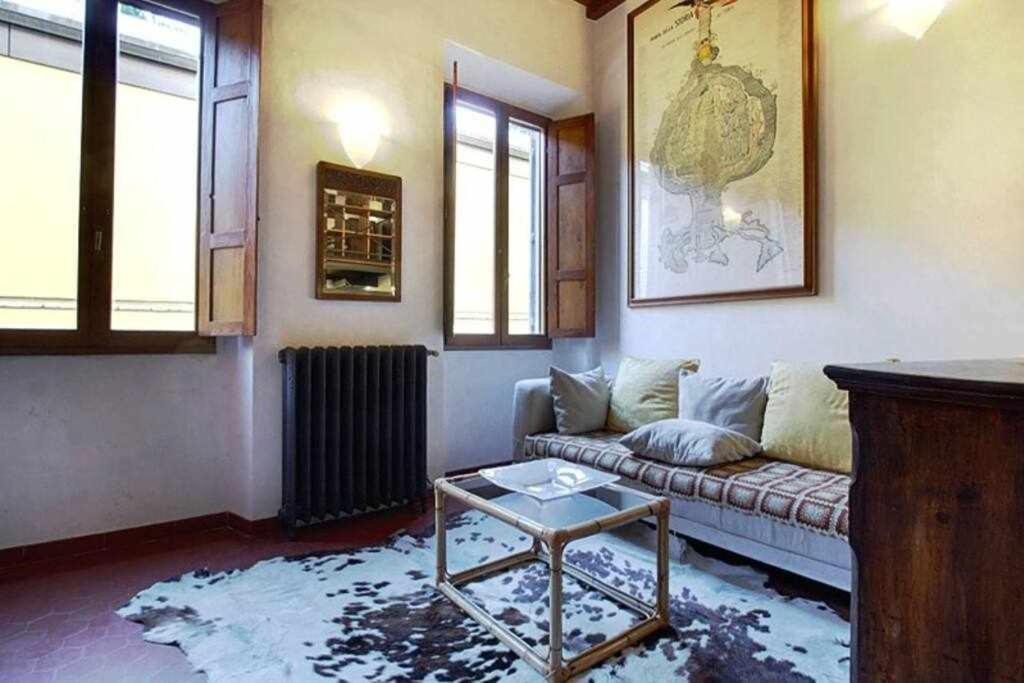 Two Bedrooms Near The Duomo * Florence