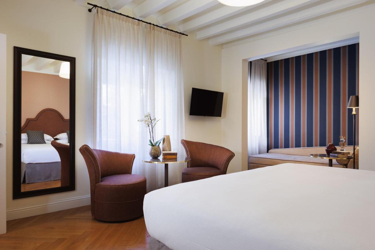 Maison Santa Croce Bed & Breakfast