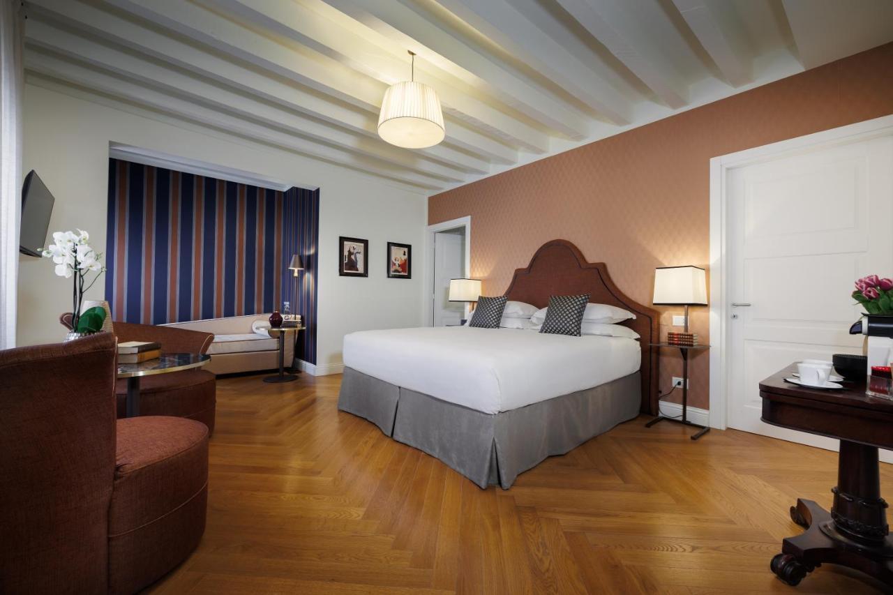 Bed & Breakfast Maison Santa Croce Florence