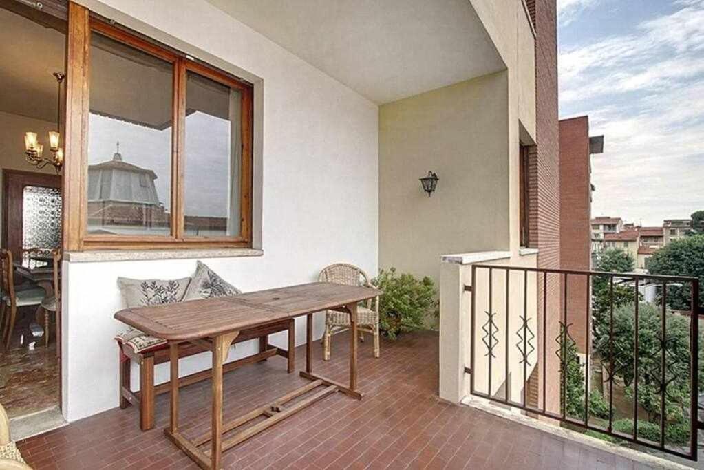 Frati Bigi With Two Bedrooms And Parking Florence