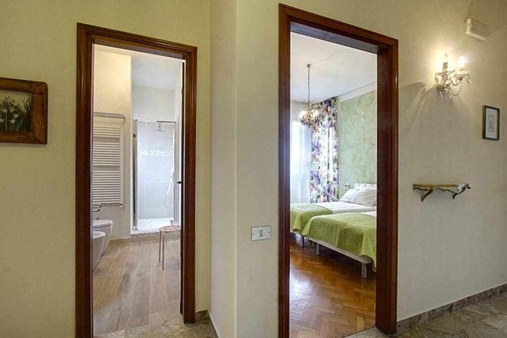 Frati Bigi With Two Bedrooms And Parking Apartment Florence