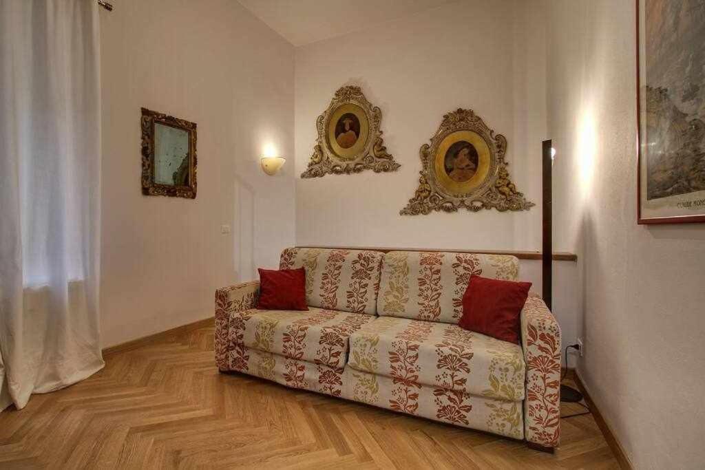 Apartment Piazza Mentana *