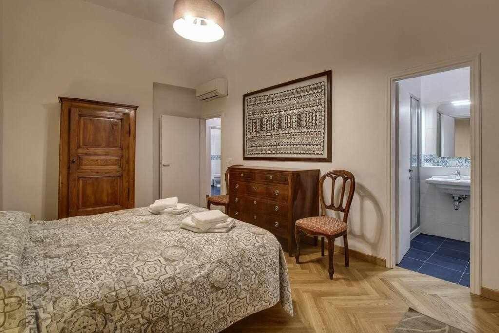 Apartment Piazza Mentana Florence