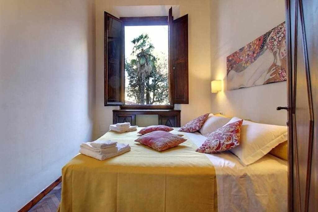 Apartment Two Bedrooms Near The Duomo Florence