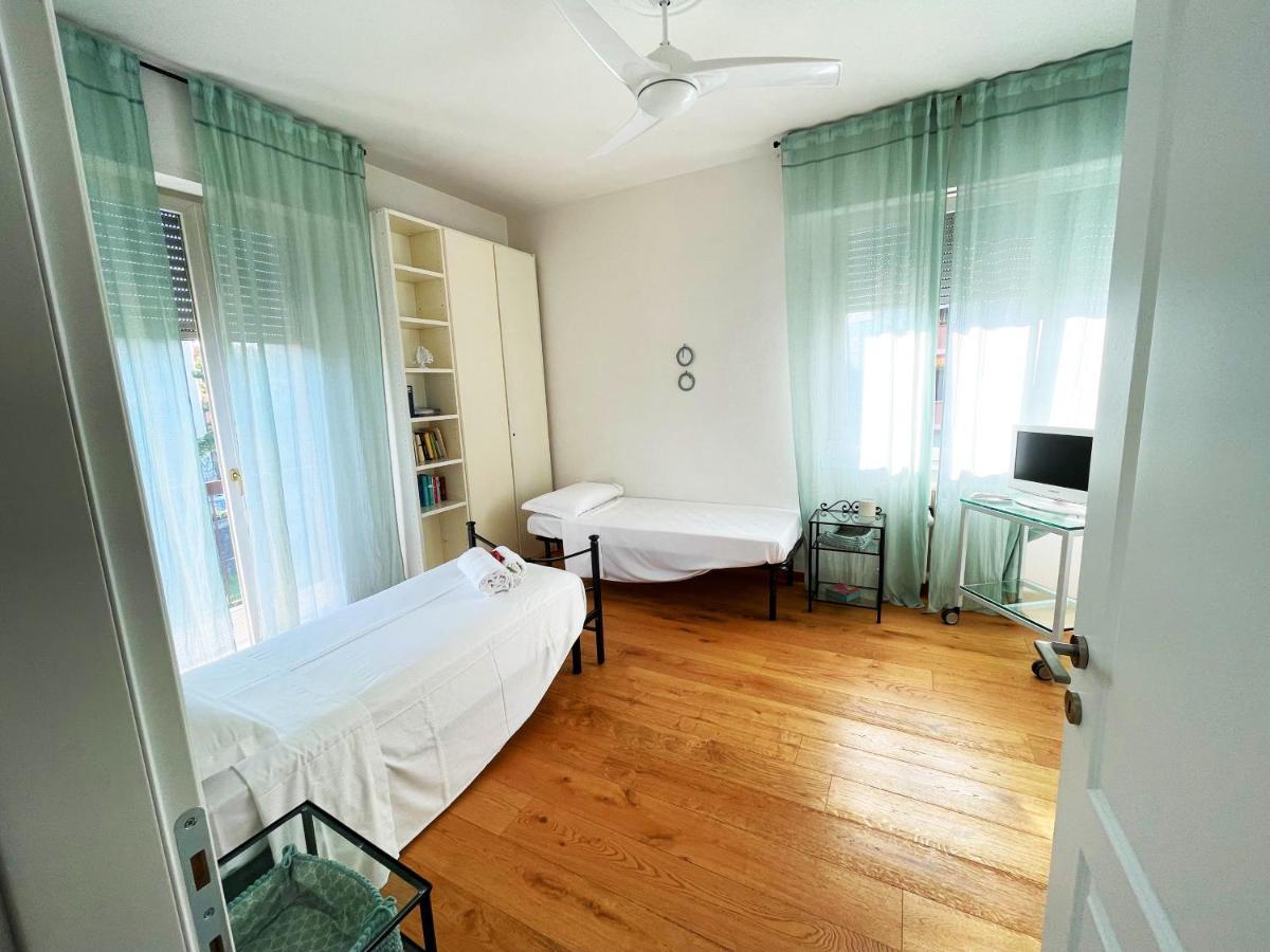 Big With Free Parking Apartment