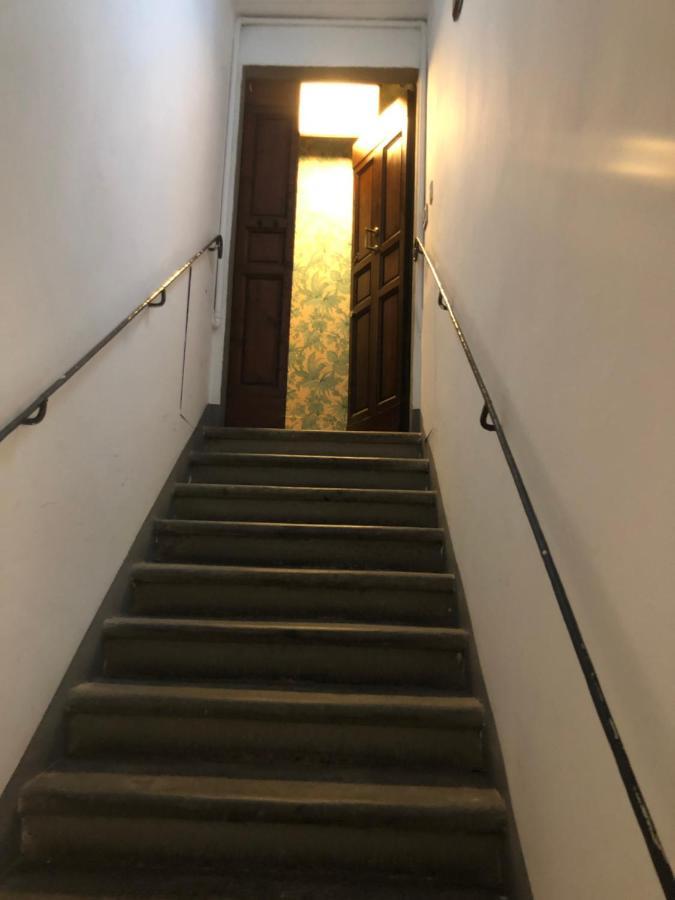Solo Traveller Bedroom In Homestays Center Firenze