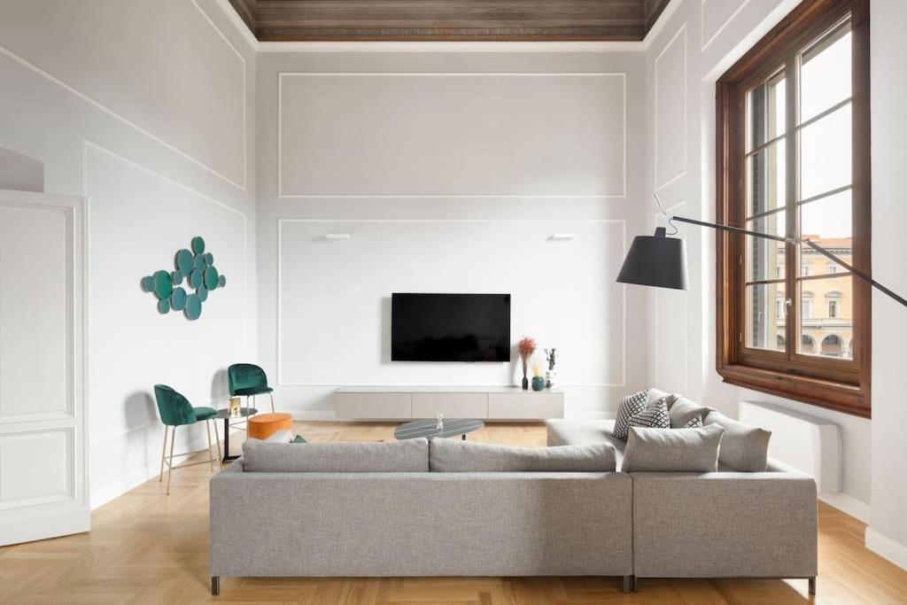 Elegant With Stunning Frescoed Ceilings Apartment