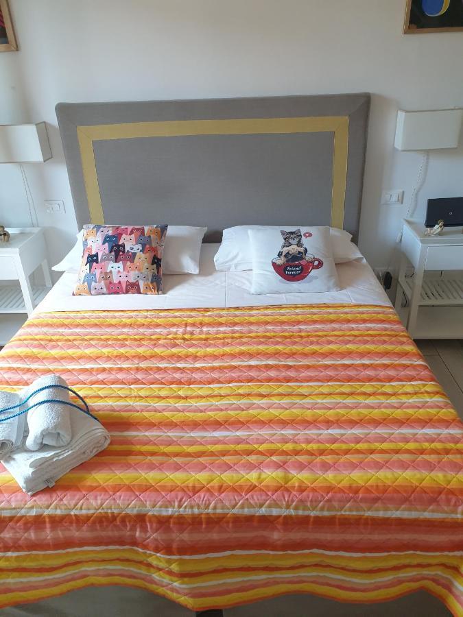 Apartment Pretty *