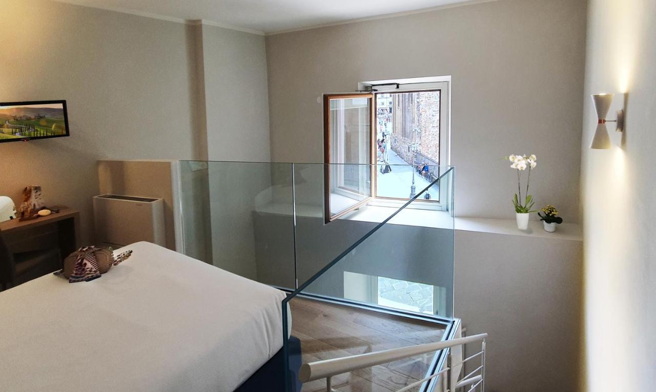 Apartment Chic Boutique