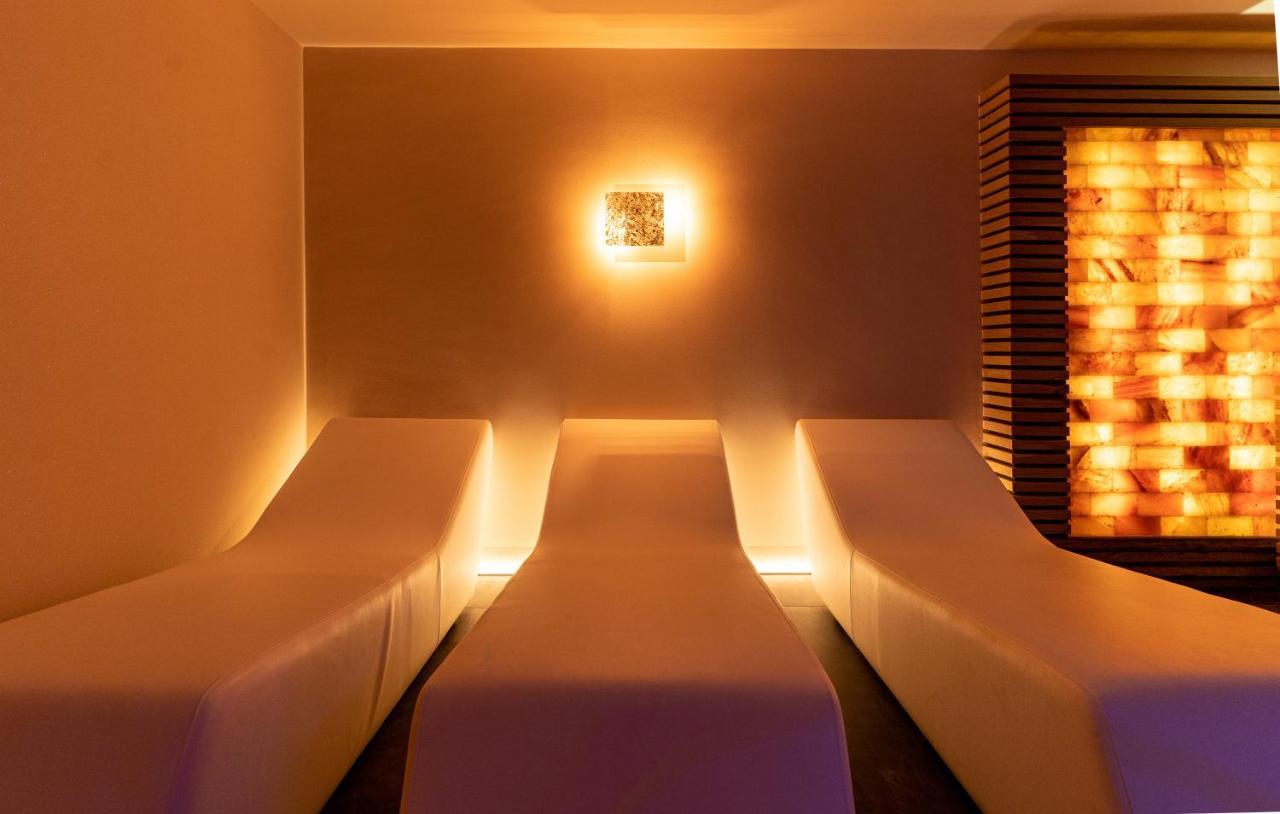 The Moon Boutique & Hotel