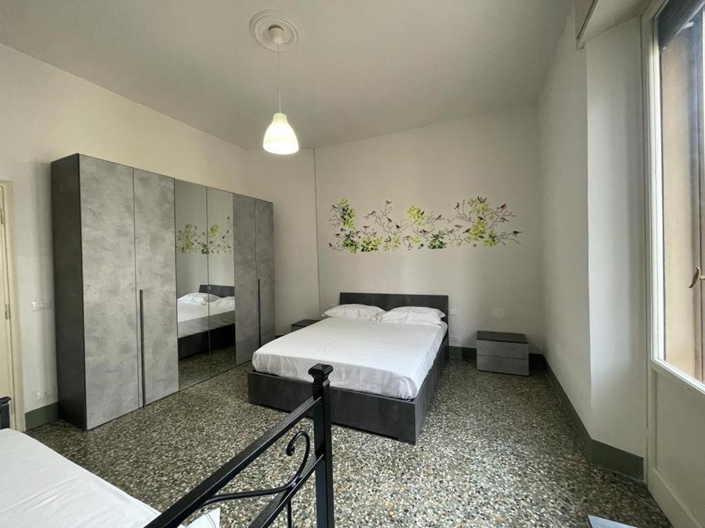 Homelink - Charlotte Florence