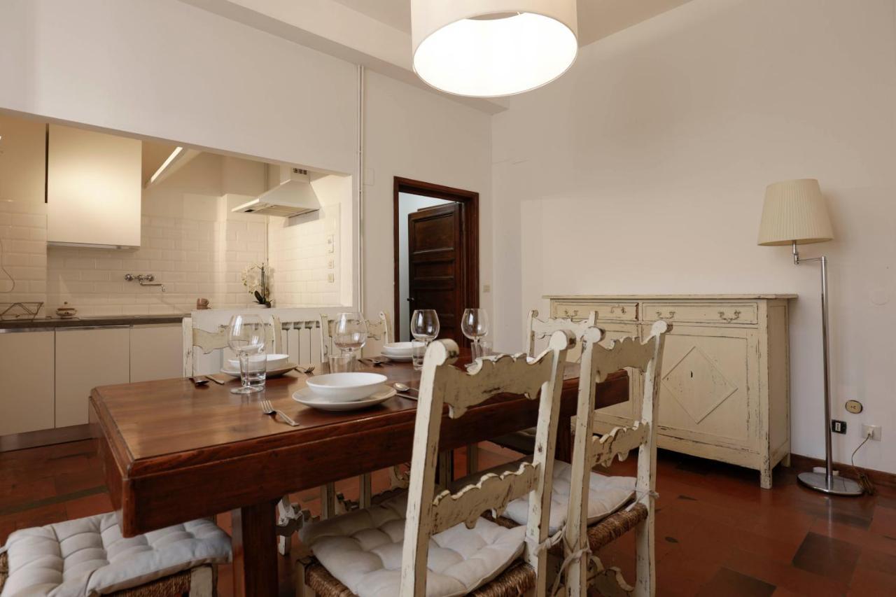 Ponte Vecchio Deluxe Apartment