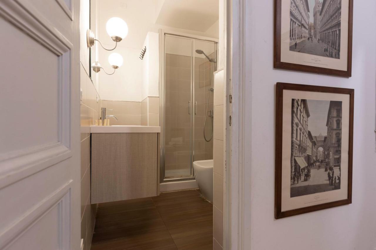 Ponte Vecchio Deluxe Apartment