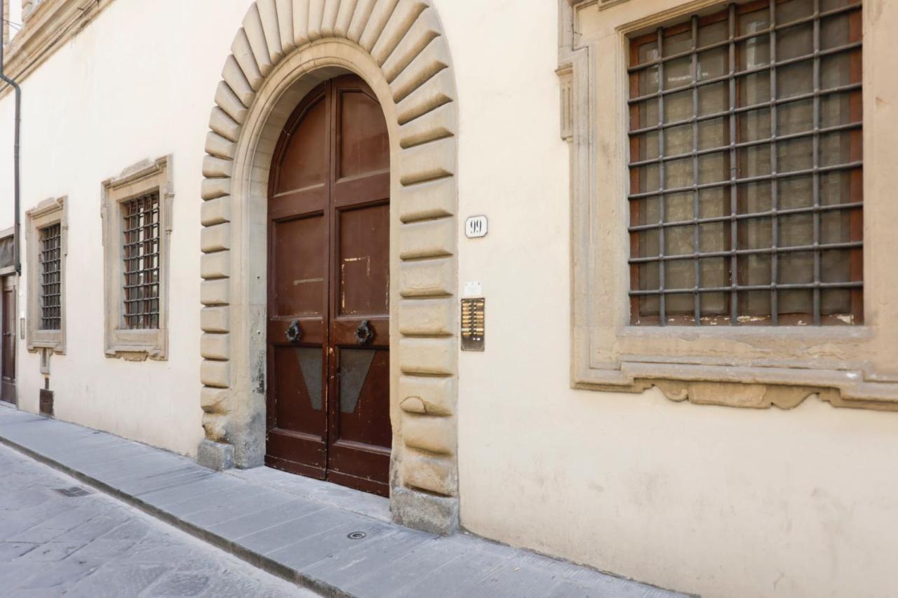 Ponte Vecchio Deluxe Apartment Florence