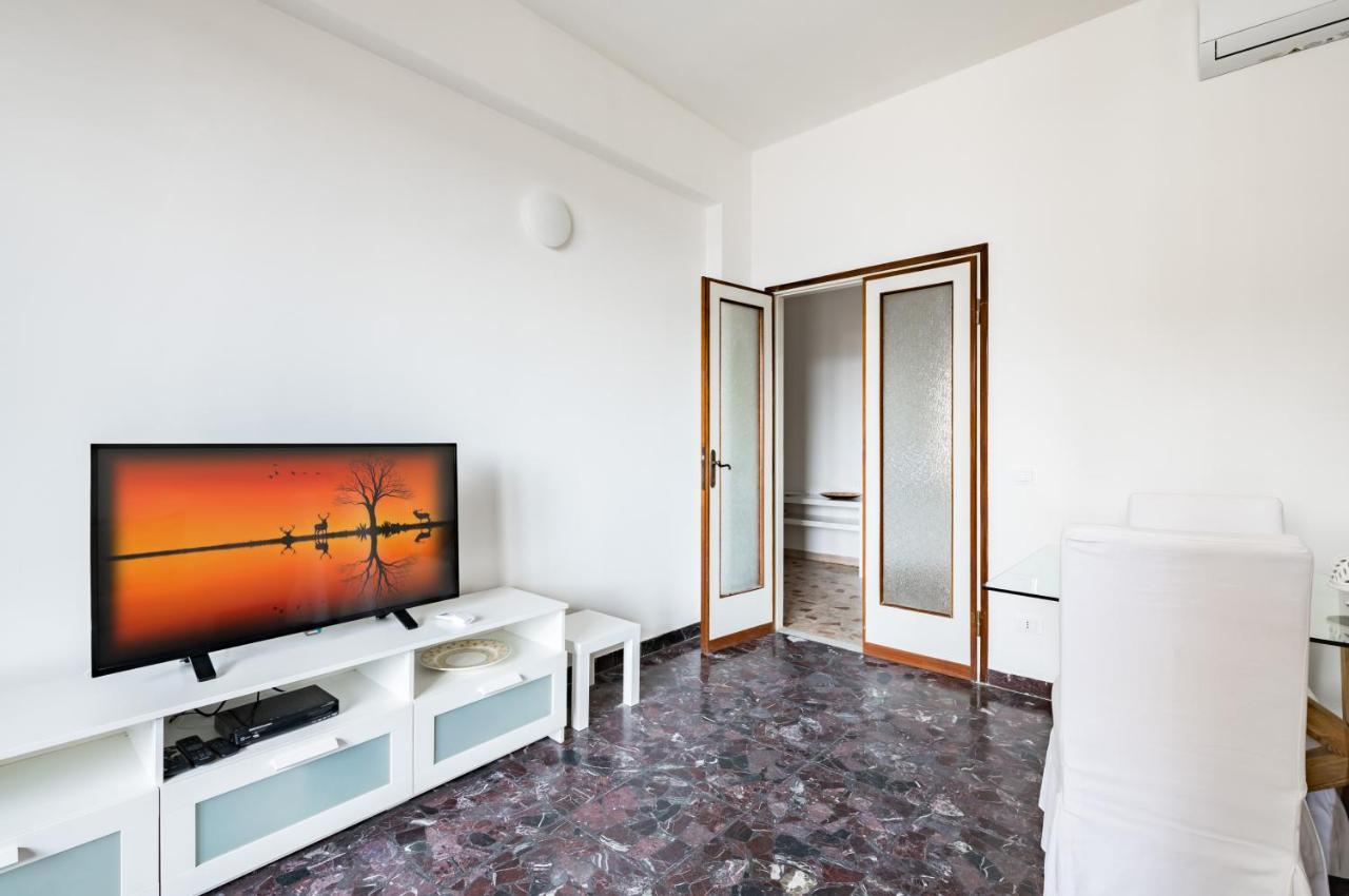 San Jacopino Roomy Flat With Balconies Apartment *