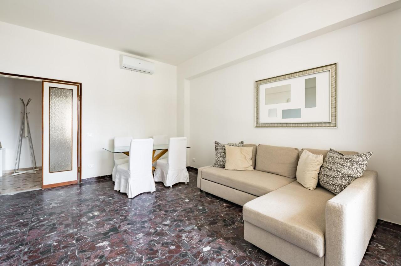 San Jacopino Roomy Flat With Balconies Apartment