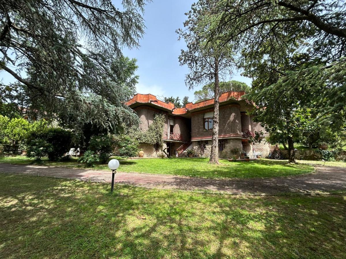 Open Space Nel Parco Con Parcheggio Gratuito Apartment *