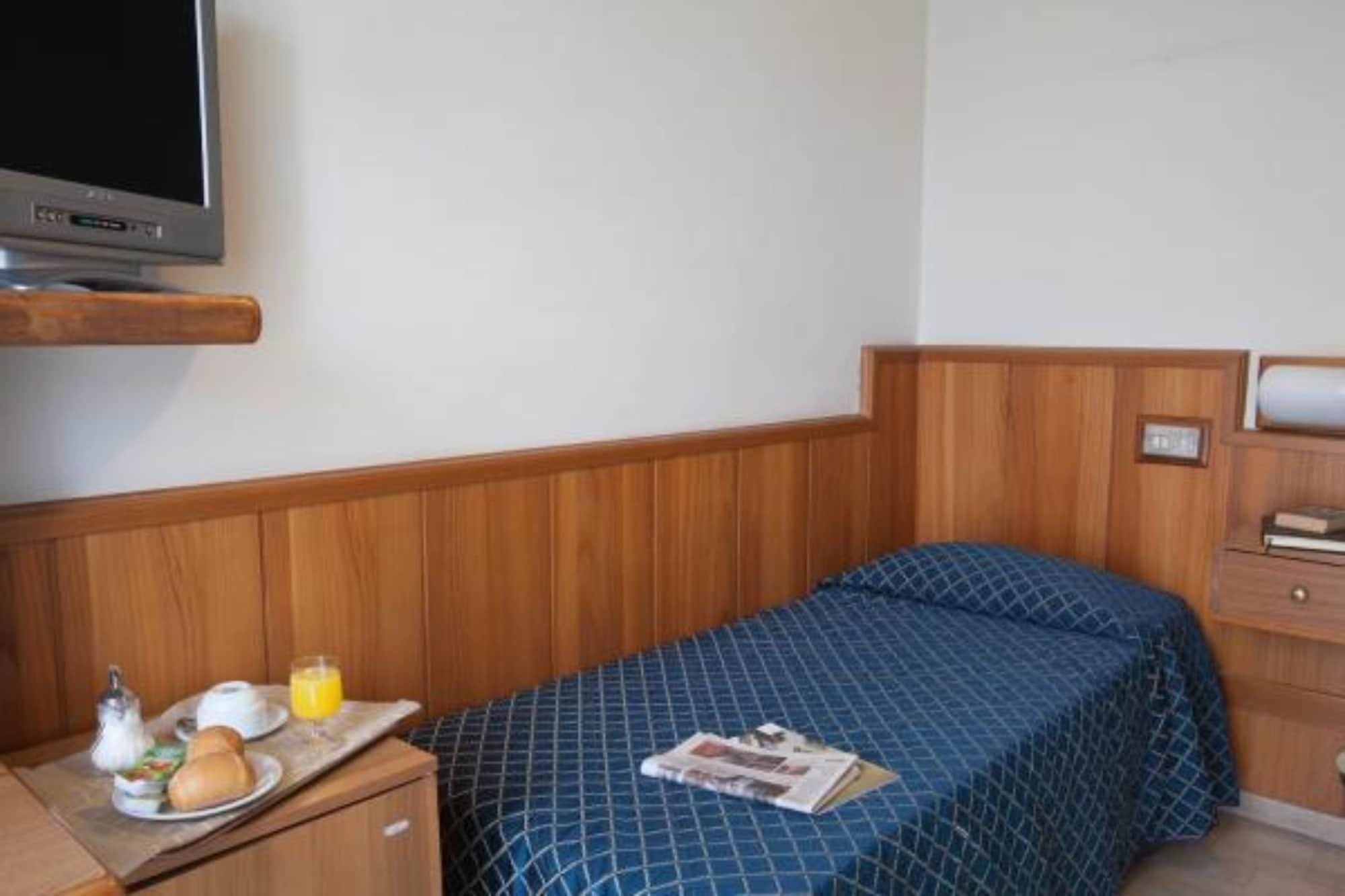 Auto Park Hotel 3*
