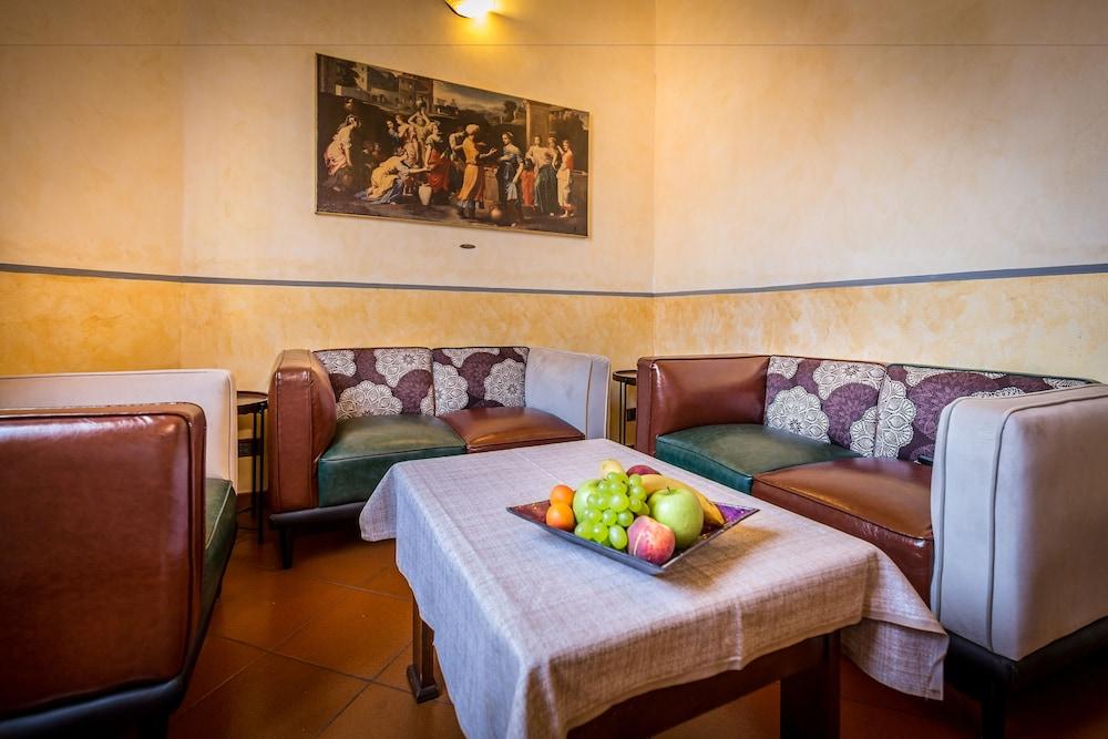 Delle Tele Hotel