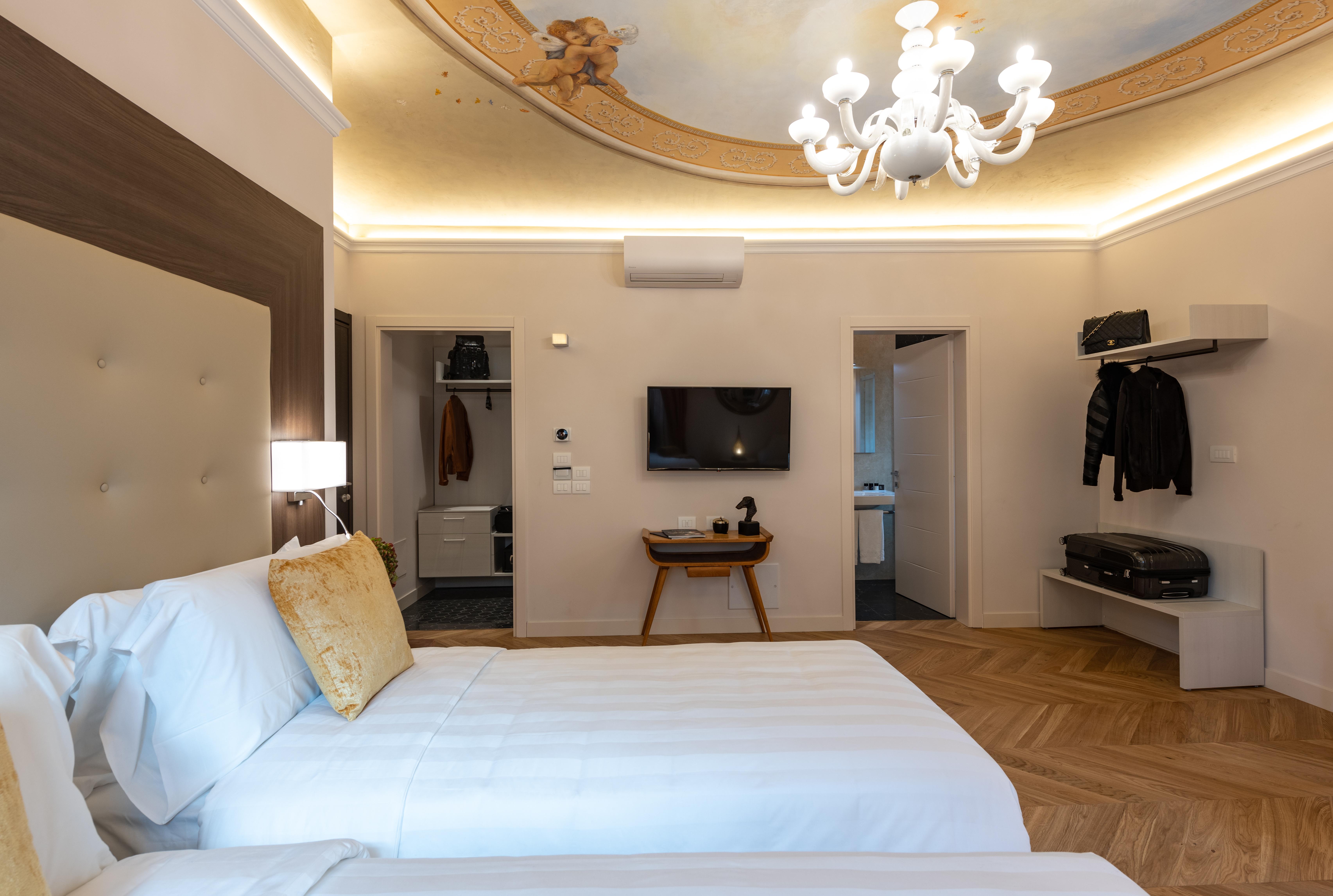 Kairos By Art Aparthotel 2*