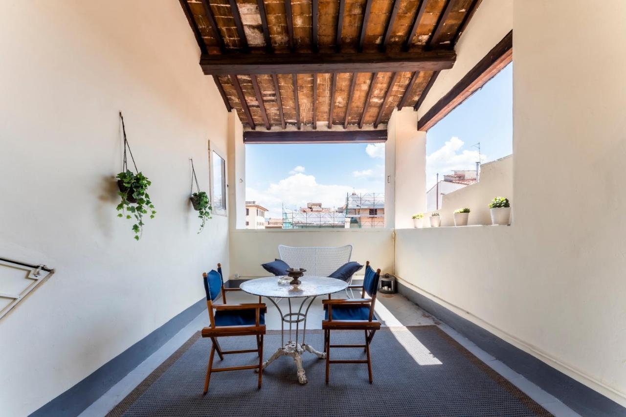 La Loggia Loves Apartment