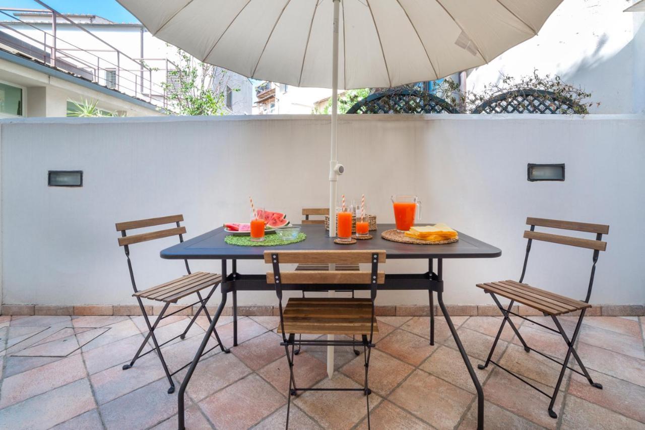 La Casa Di Remo Ground-floor With A Patio Florence