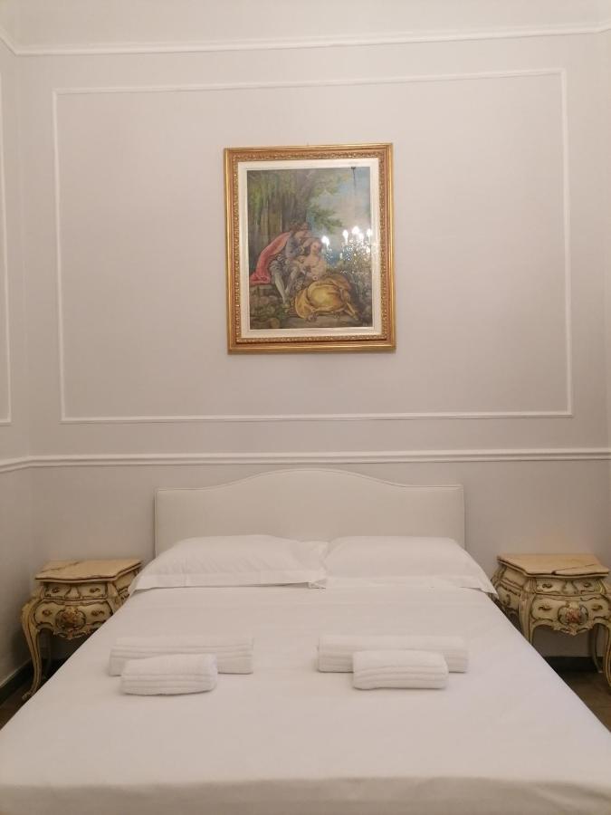 Oberdan's Paradise Lt Florence