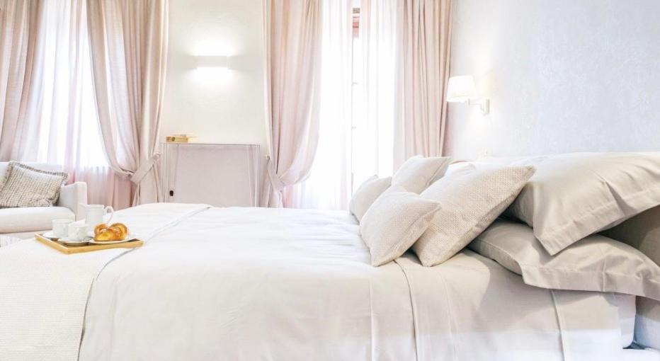Wonderful Premium In Location At The Dome In Florence, 2 Bedrooms Apartment Florence