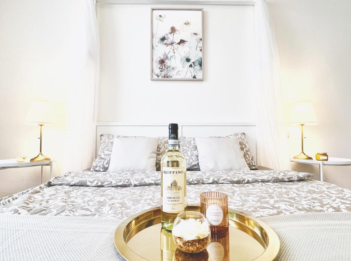 Wonderful Premium In Location At The Dome In Florence, 2 Bedrooms Apartment Florence