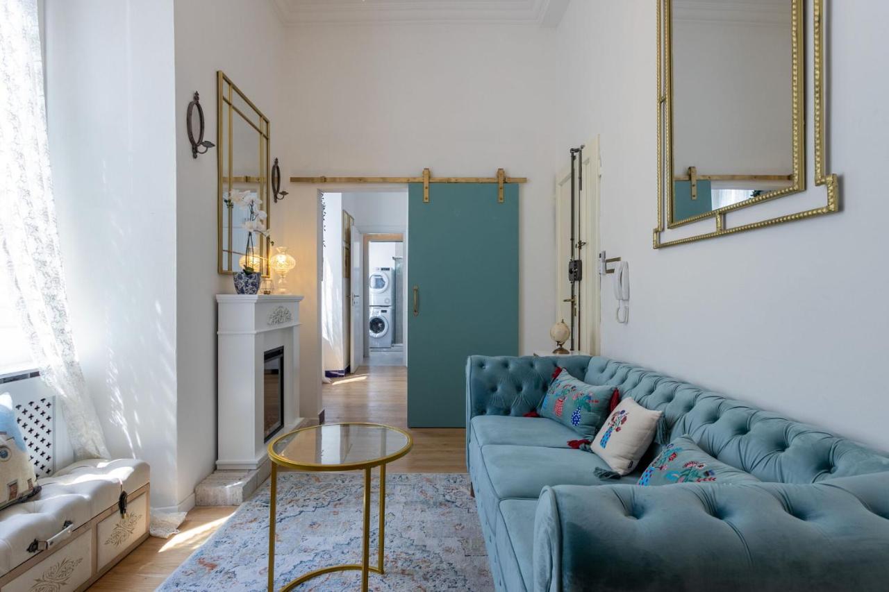 Pearl Of By Halldis * Florence