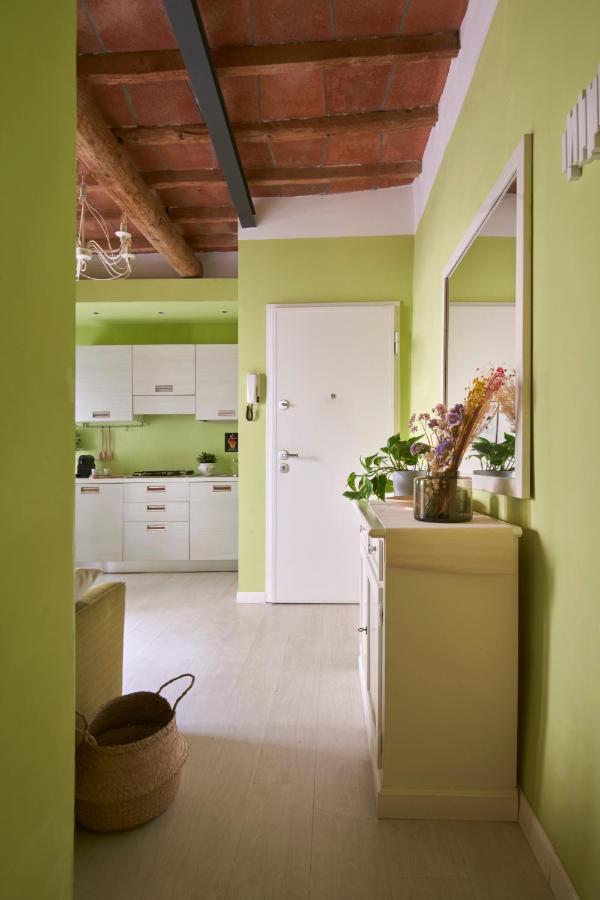 Cozy 1-bedroom With Balcony In Historic Center Apartment Florence