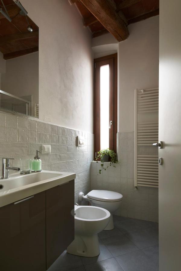 Cozy 1-bedroom With Balcony In Historic Center Florence