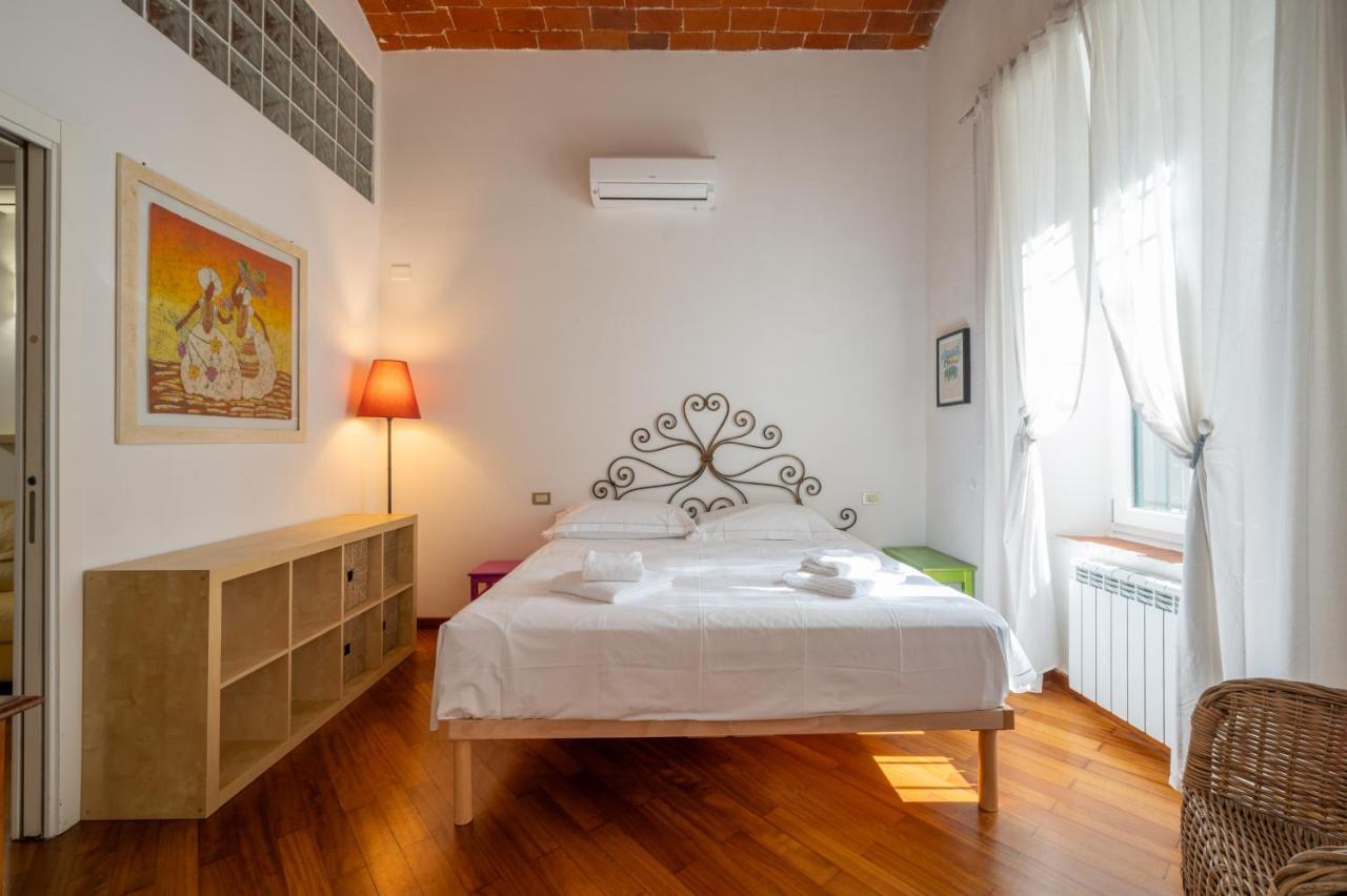 Statuto With Small Courtyard Apartment Florence