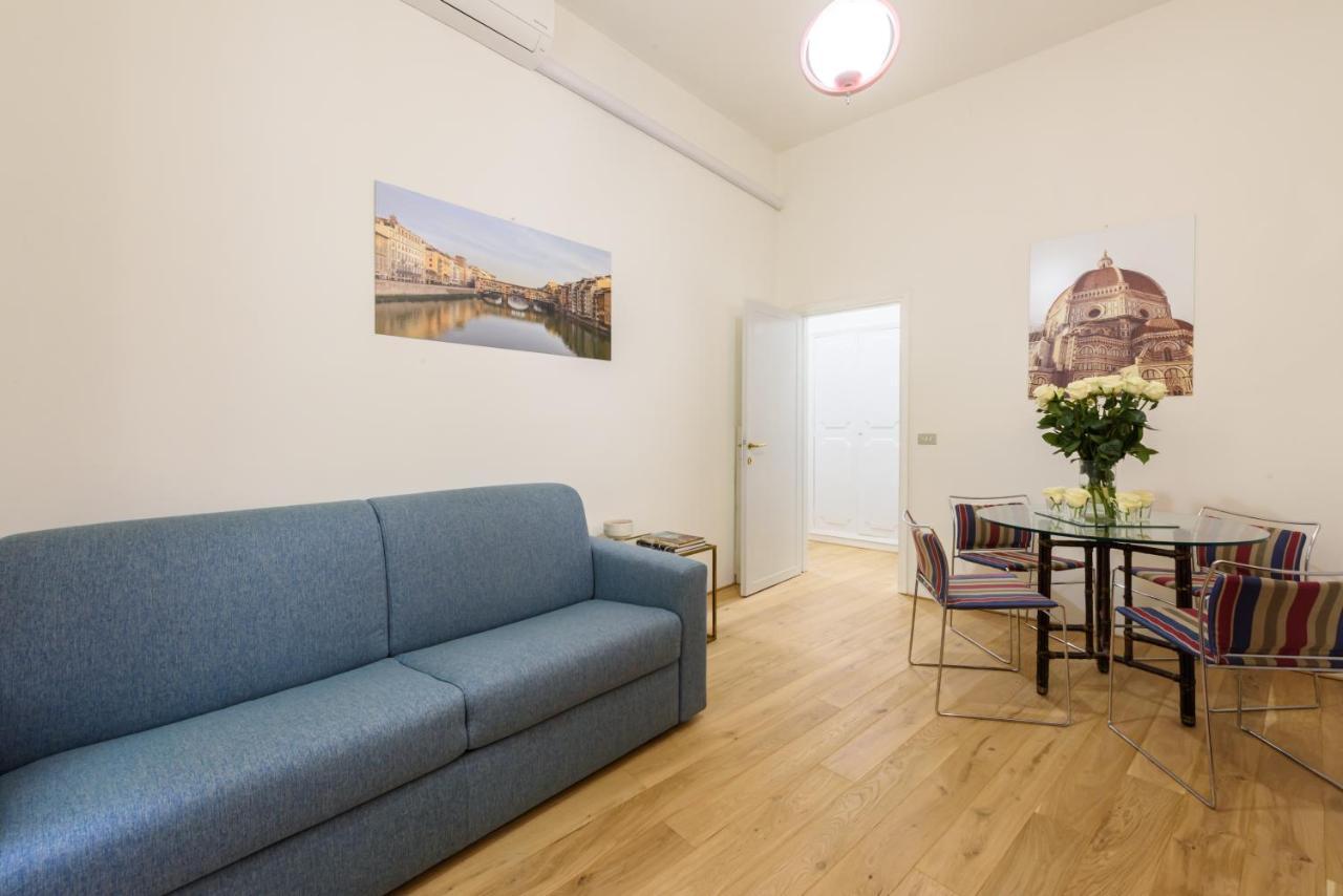 Lucky House By Mmega Apartment