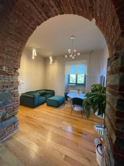 New On Lungarno Soderini Near Ponte Vecchio Apartment Florence