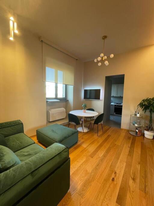 New On Lungarno Soderini Near Ponte Vecchio Apartment *